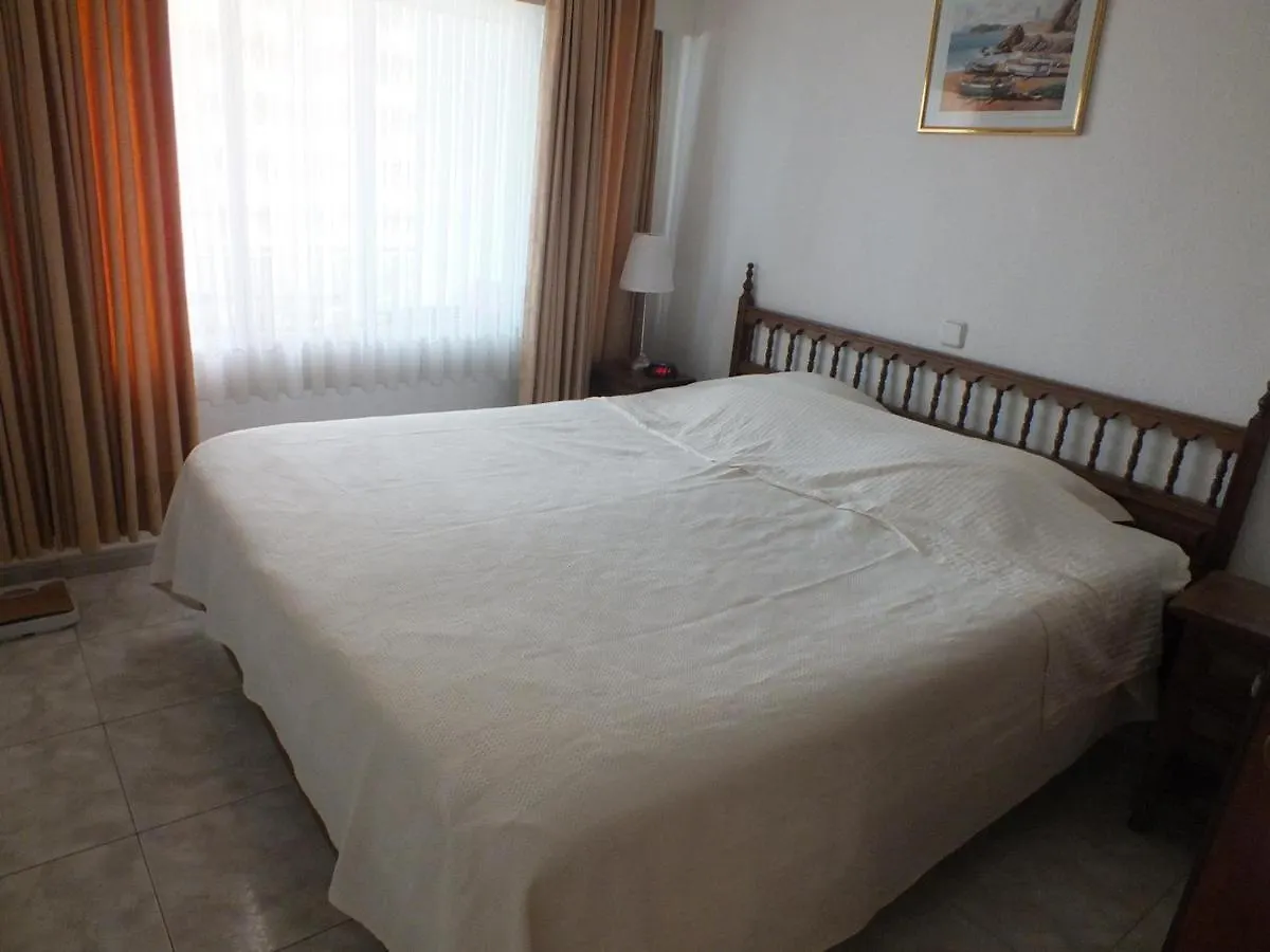 Apartment Apartamento En Primera Linea De Mar Con Terraza Y Piscina En Rosas, Santa Margarita - Es-204-38 Spain