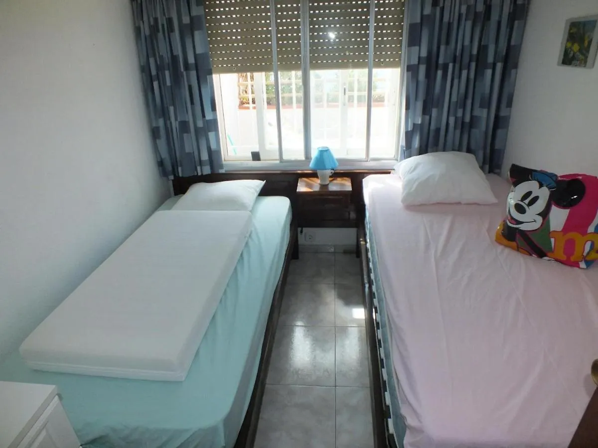 Apartamento En Primera Linea De Mar Con Terraza Y Piscina En Rosas, Santa Margarita - Es-204-38 Spain