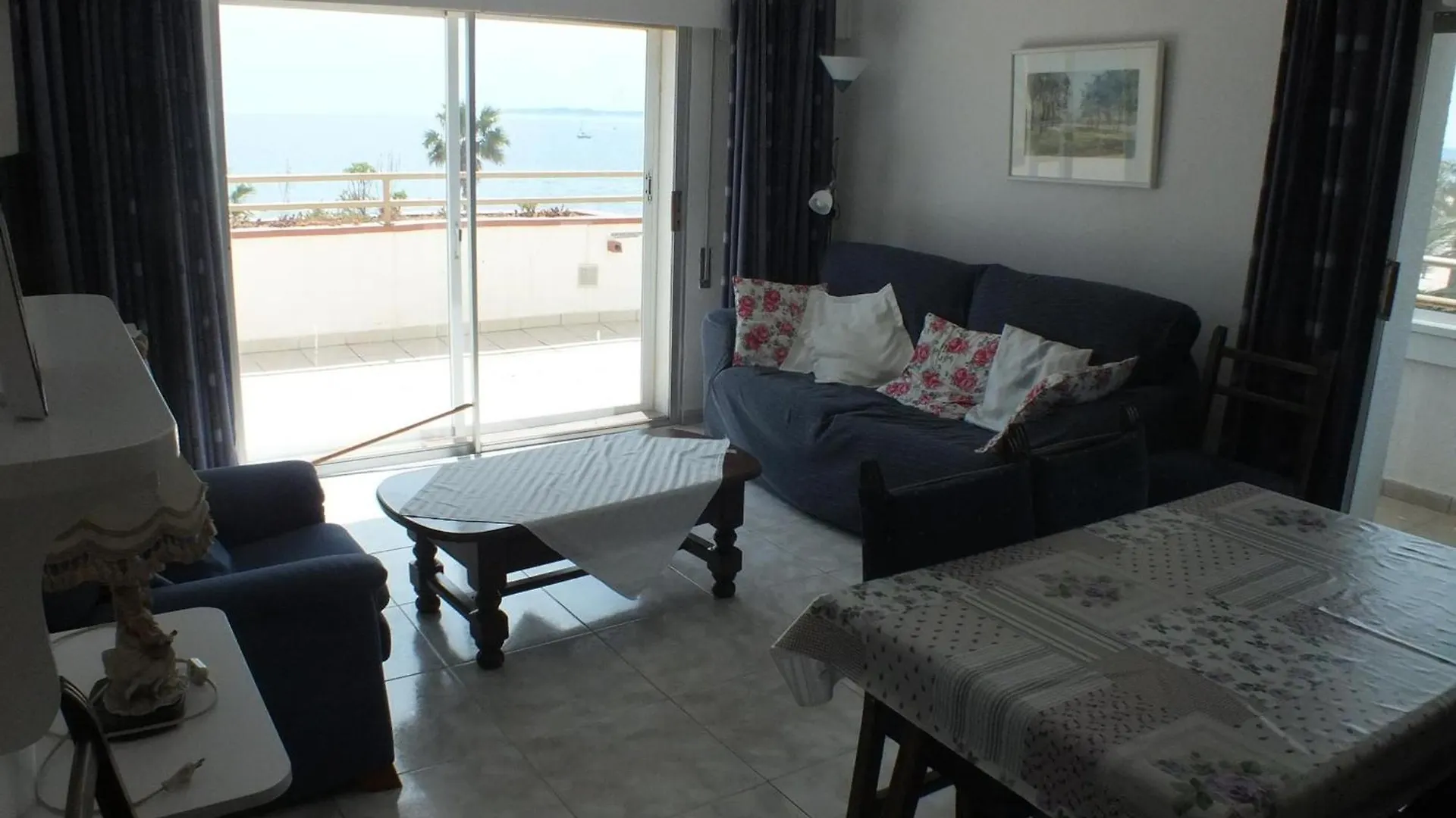 Apartamento En Primera Linea De Mar Con Terraza Y Piscina En Rosas, Santa Margarita - Es-204-38 Spain